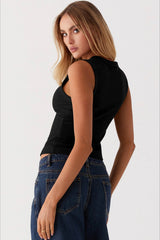 Round Neck Sleeveless Knit Top