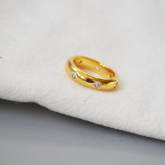 Polished Brass 18K Gold Zirconia Index Ring