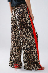 Chic Leopard Print Relaxed Wide Leg Pants