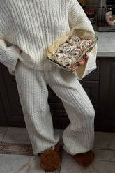 Thermal Ribbed Cuff Tapered Knit Pants