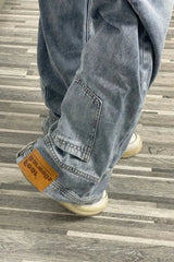 Loose Fit Reverse Pocket Jeans