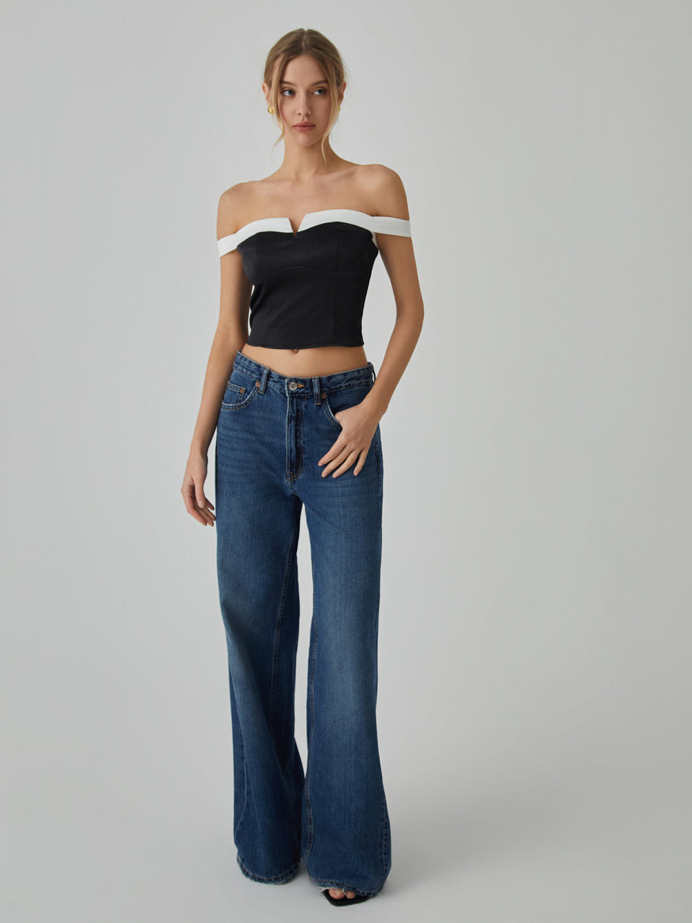 Contrast Trim Graceful Off Shoulder Blouse Blouses