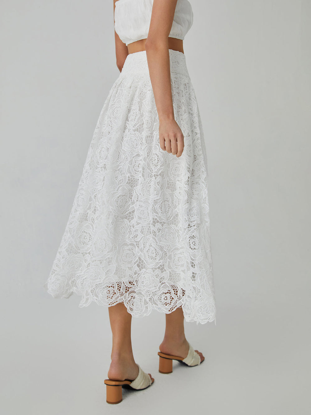 Eyelet Rosebud Graceful Pattern Maxi Skirt Skirts