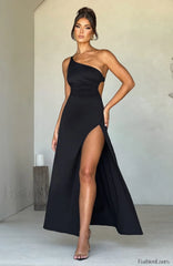 Alecia Maxi Graceful Dress Black Dress