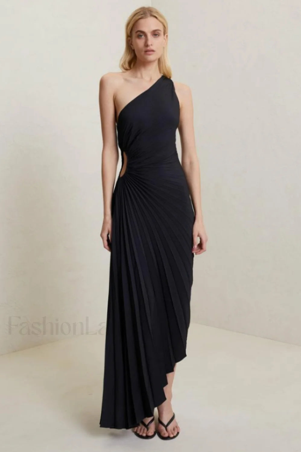 Catalina One Shoulder Charming Pleated Satin Dress XS / Black