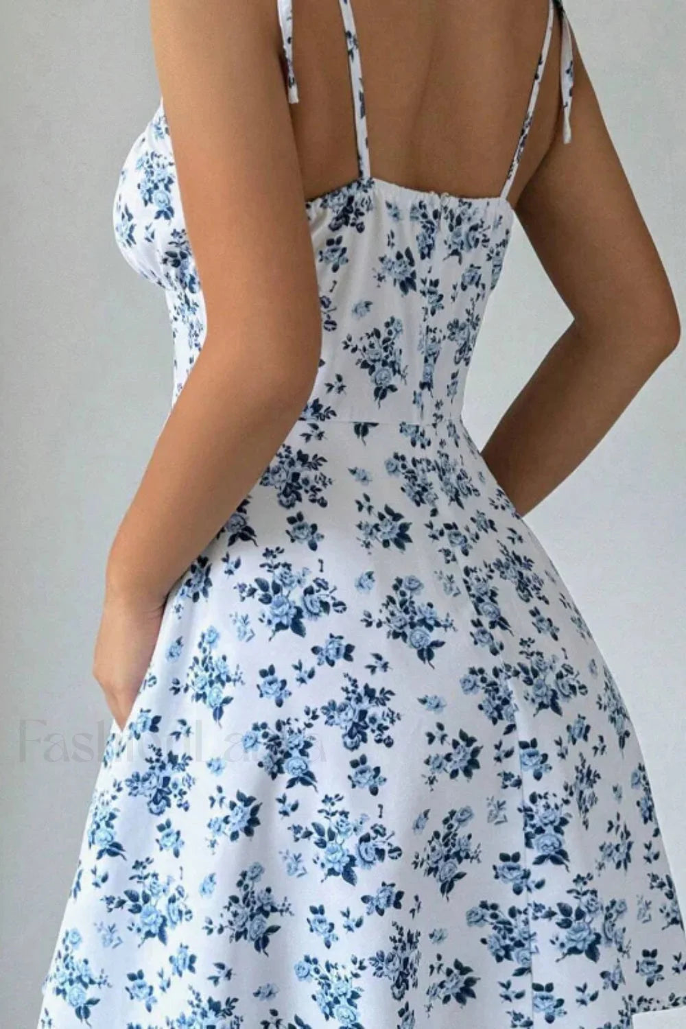 Floral Strappy Square Collar Gentle Wind Floral Dress