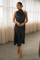 Halter Sleeveless Stylish Satin Bridesmaid Dress S / Black