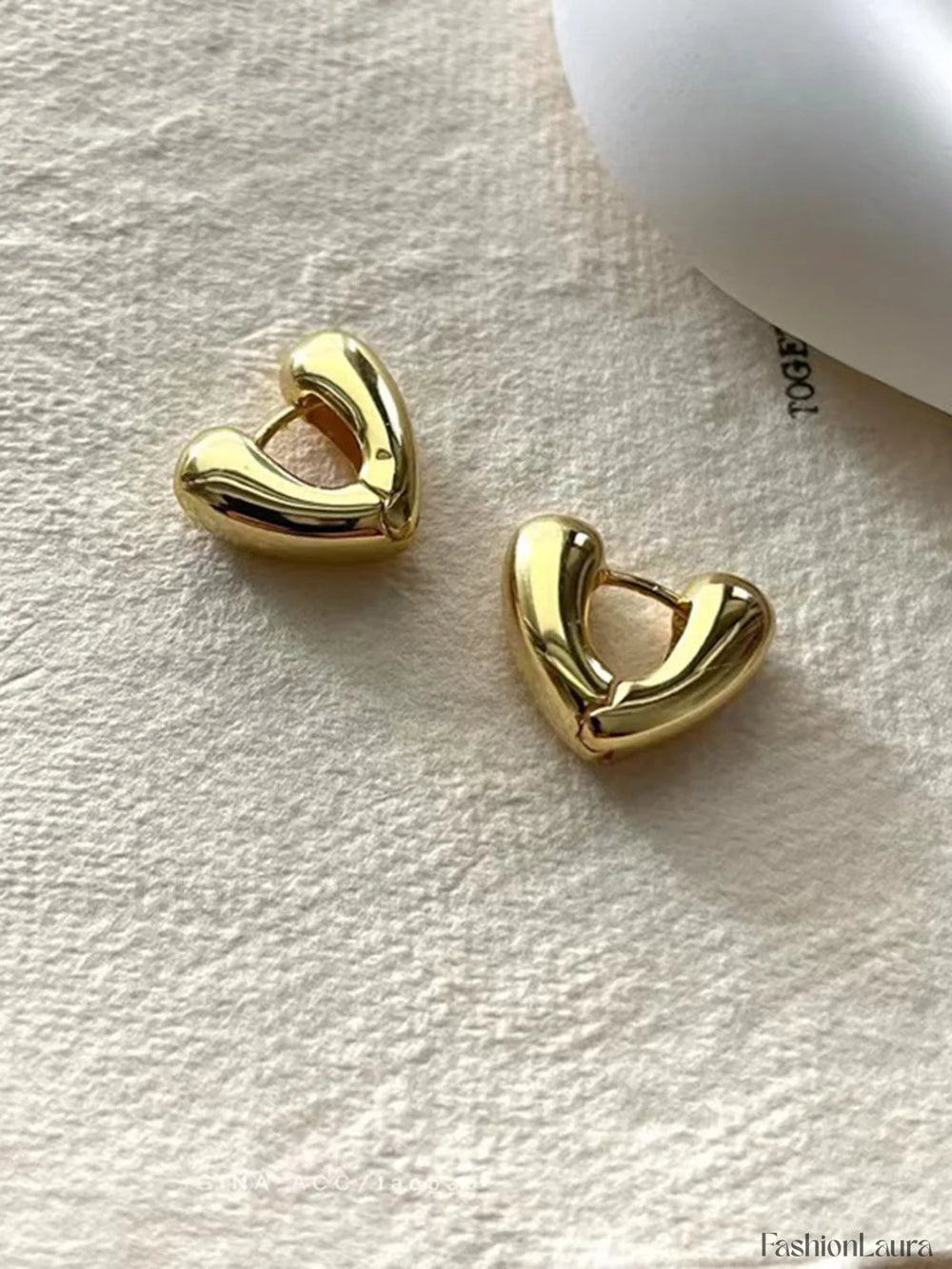 Heart Charming Decor Earrings Earrings