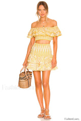 Jessica Bara Stylish Vanessa Ruffle Set