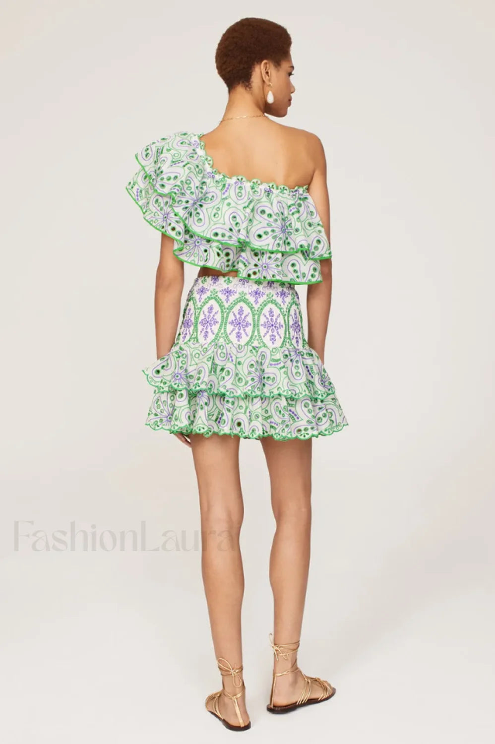 Jessica Bara Stylish Vanessa Ruffle Set