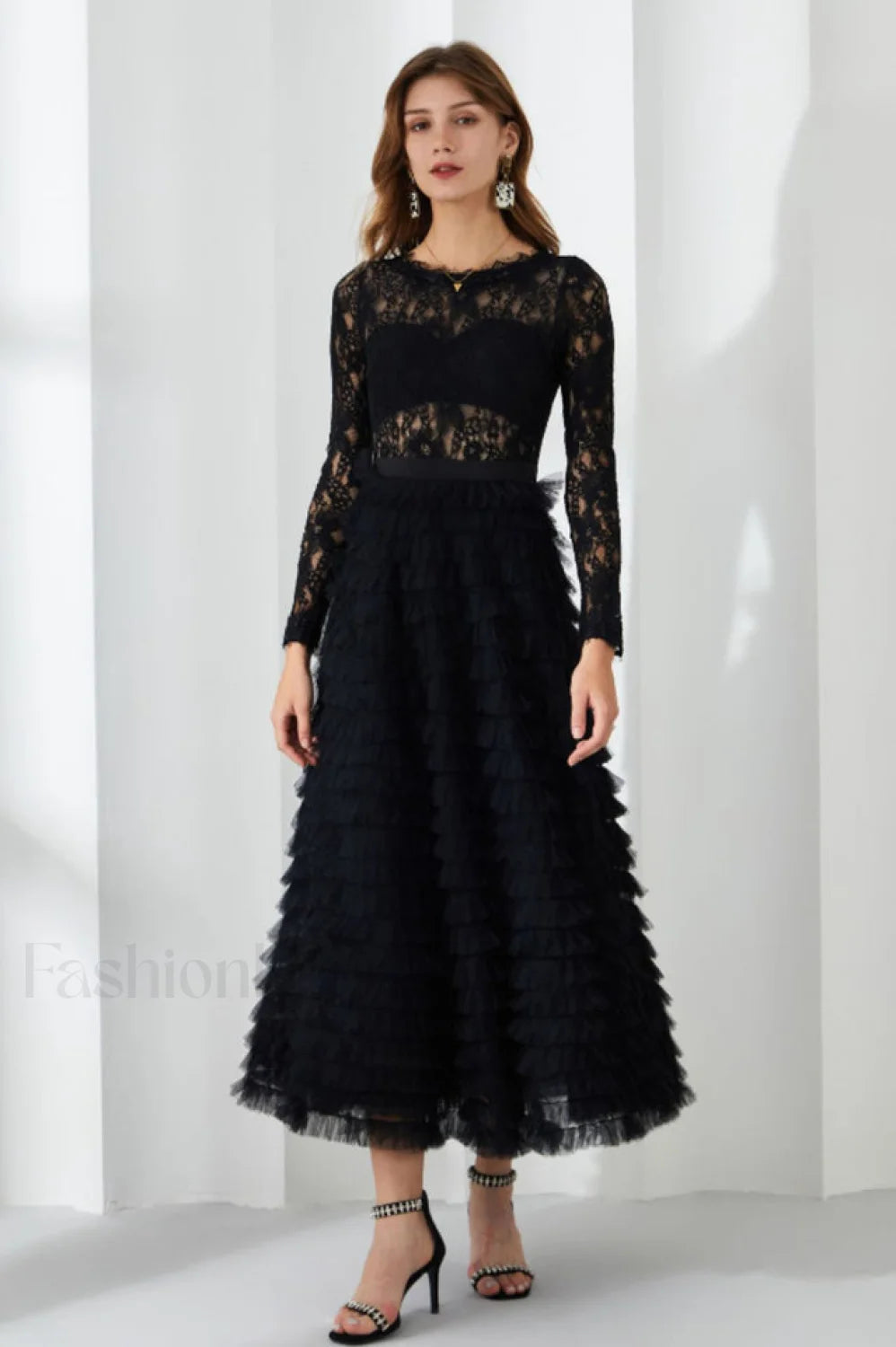 Lace Tiered Ruffle Charming Tulle Maxi Dress
