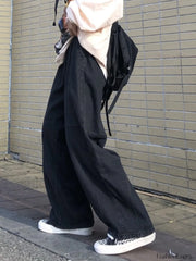 Men’s Basic Wash Skate Fit Jeans Black / M loose jeans