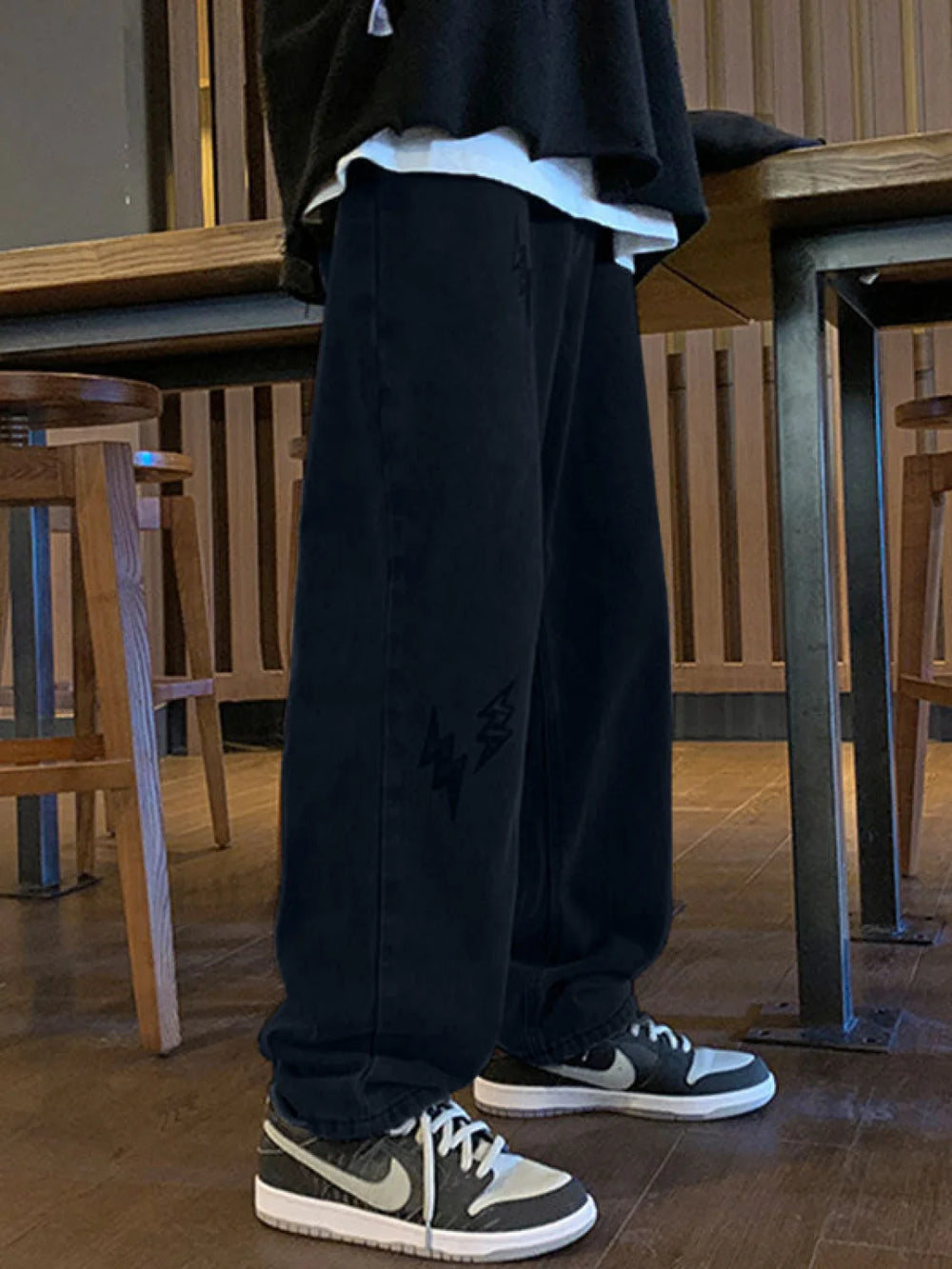 Men’s Lightning Embroidered Straight Jeans Straight leg jeans