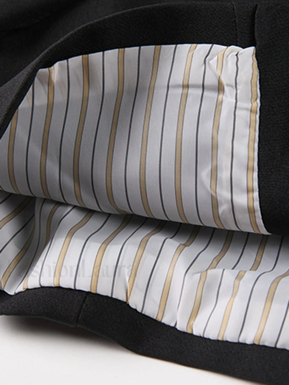 Mind My Graceful Business Crop Blazer Blazers