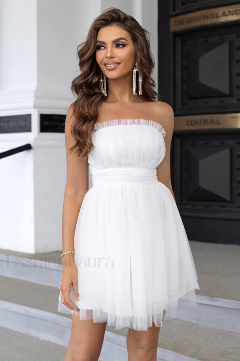 Strapless A Line Charming Tulle Homecoming Dress