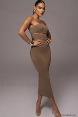 Unpredictable Elegant Midi Dress