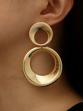 Vintage Round Graceful Bold Pendant Earrings Gold / One Size Earrings