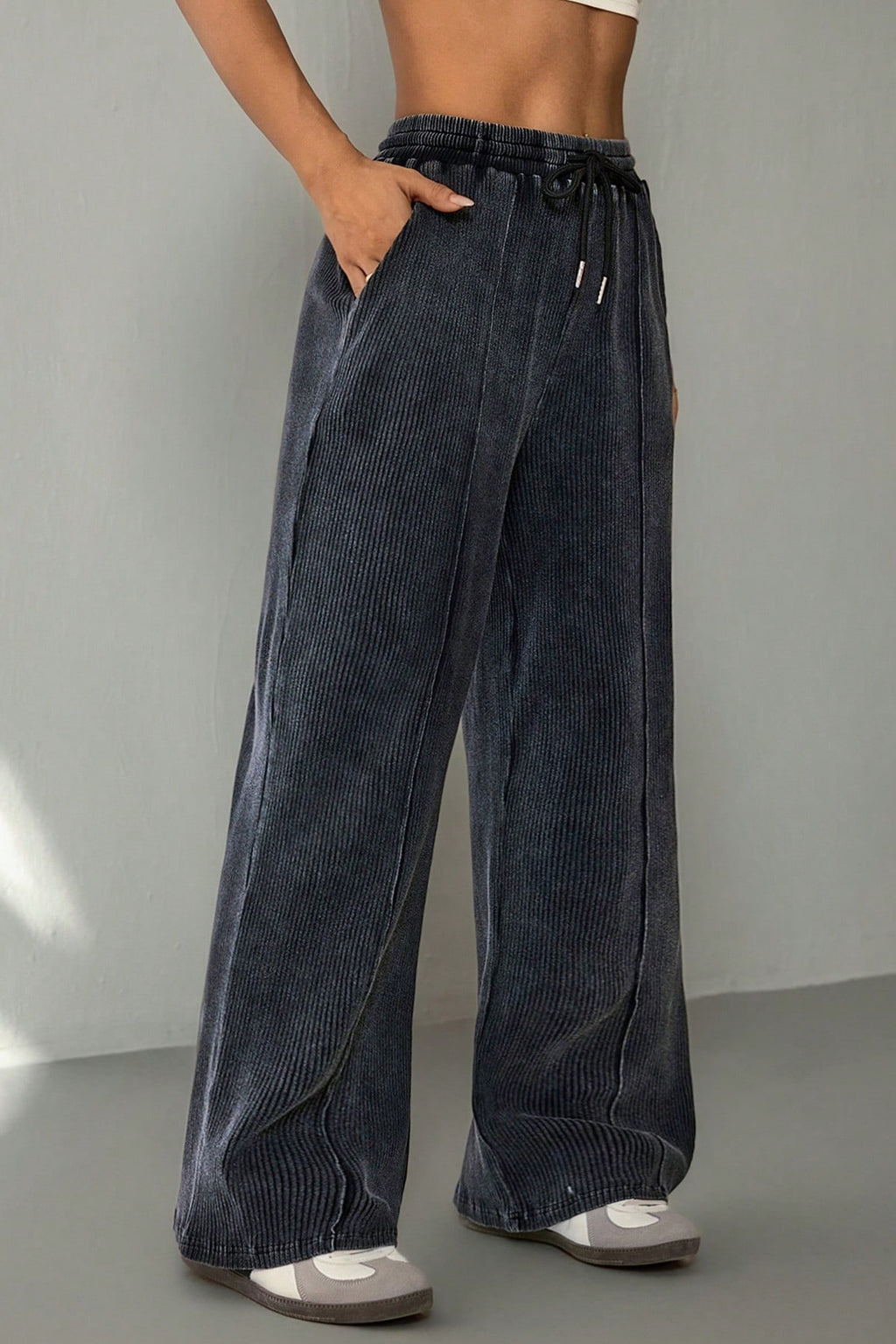 Solid Color Drawstring Waist Wide Leg Sweat Pants
