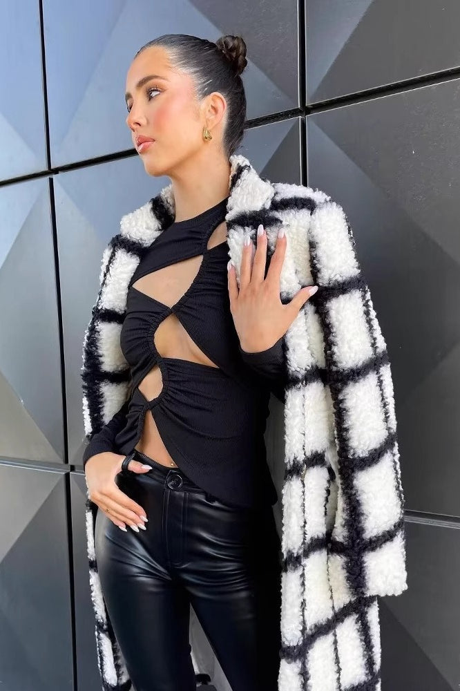 Black White Plaid Plush Lapel Overcoat Secondary image