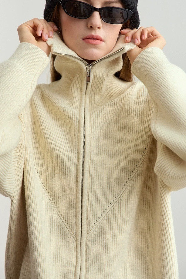 Slouchy High Neck Loose Solid Sweater Secondary image