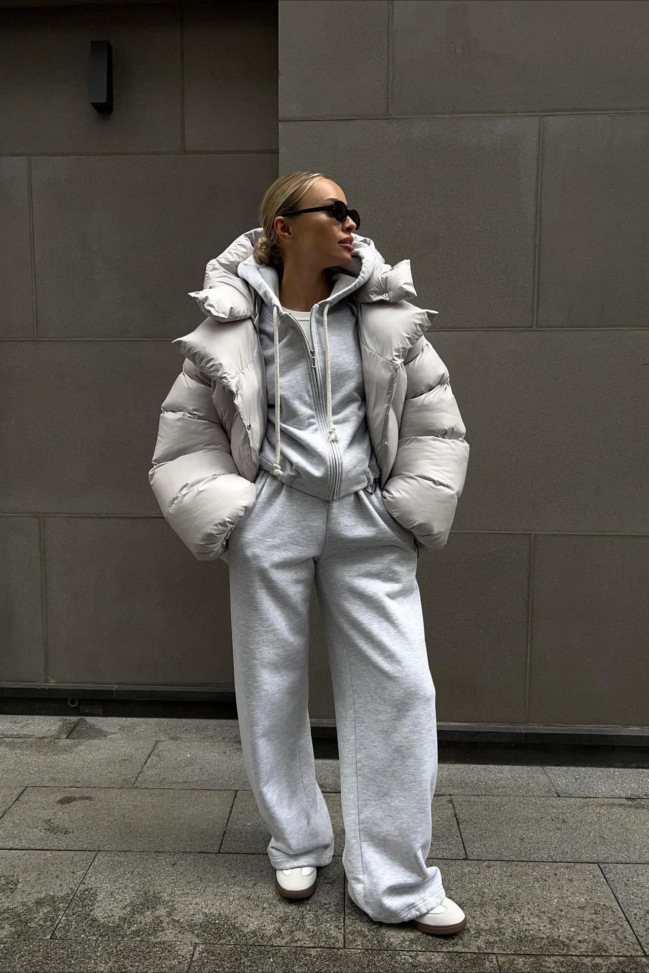 Short Hooded Puffer Jacket Secondary image