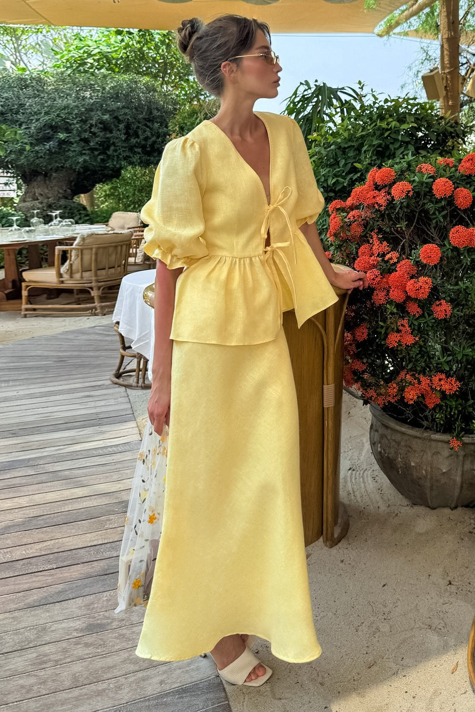Resort Casual Cotton Linen Puff Sleeve Two Piece Skirt Set Secondary image