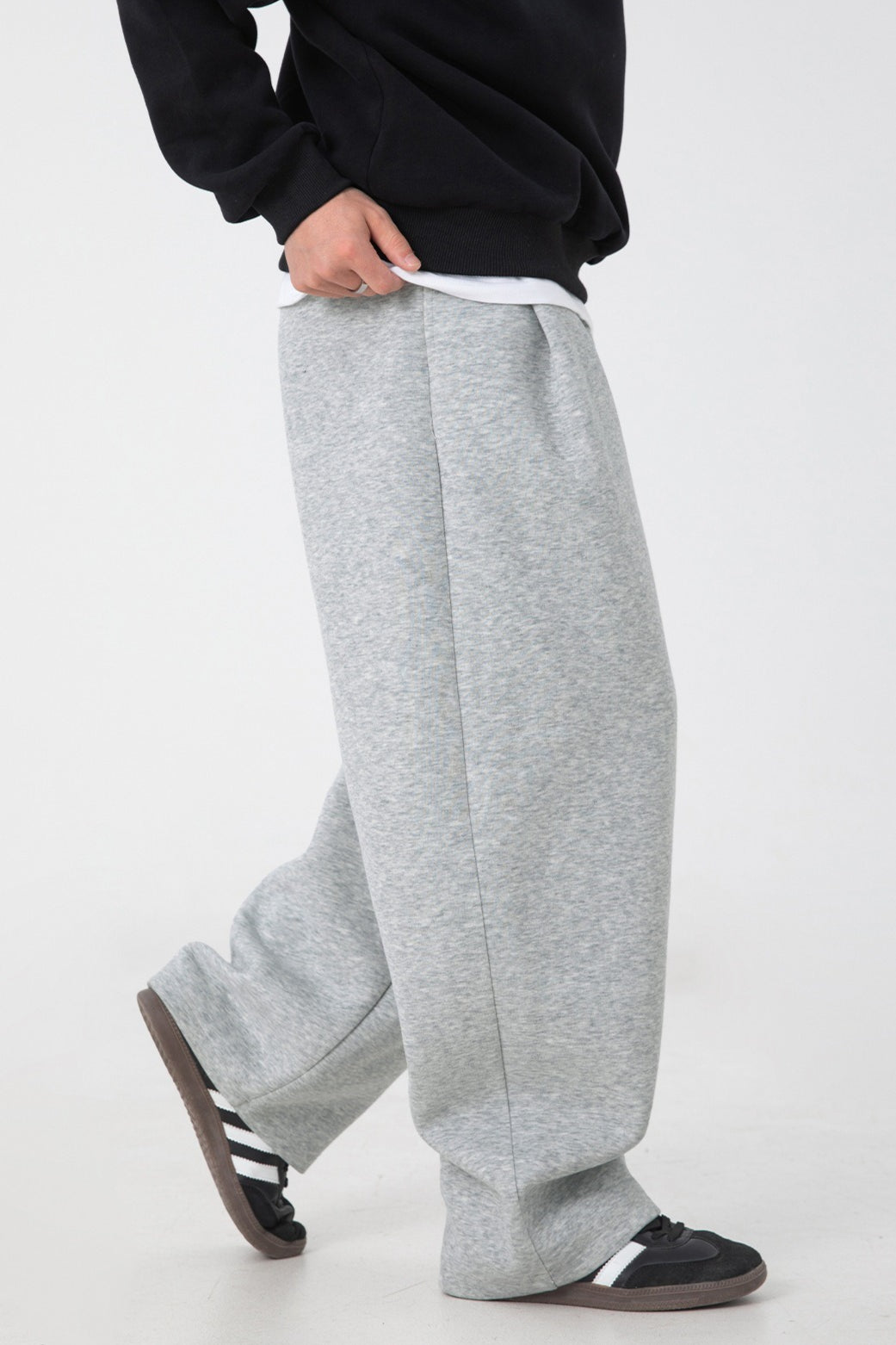Heavyweight Pleated Baggy Straight Leg Sweatpants