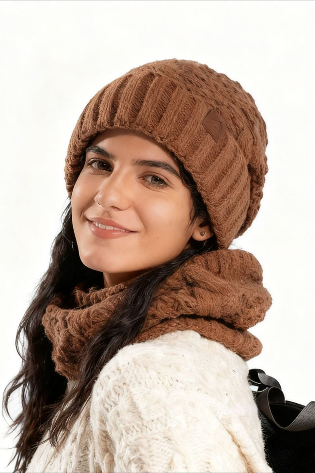 2-Piece Knit Hat And Scarf Set Main image