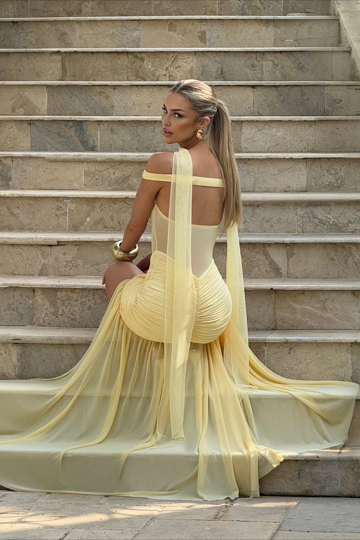 Off Shoulder Spliced Mermaid Slim Fit Prom Dress Main image