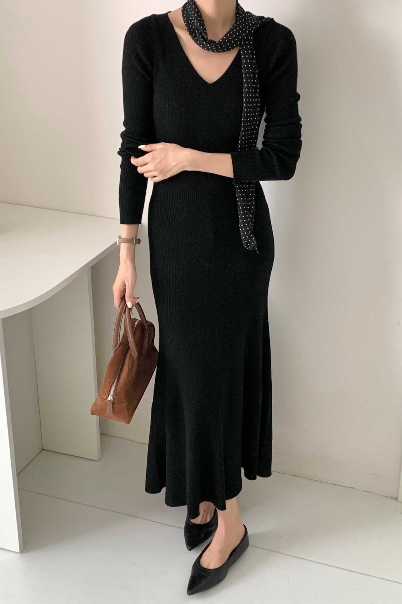 V-Neck Wool Sweater Dress Secondary image