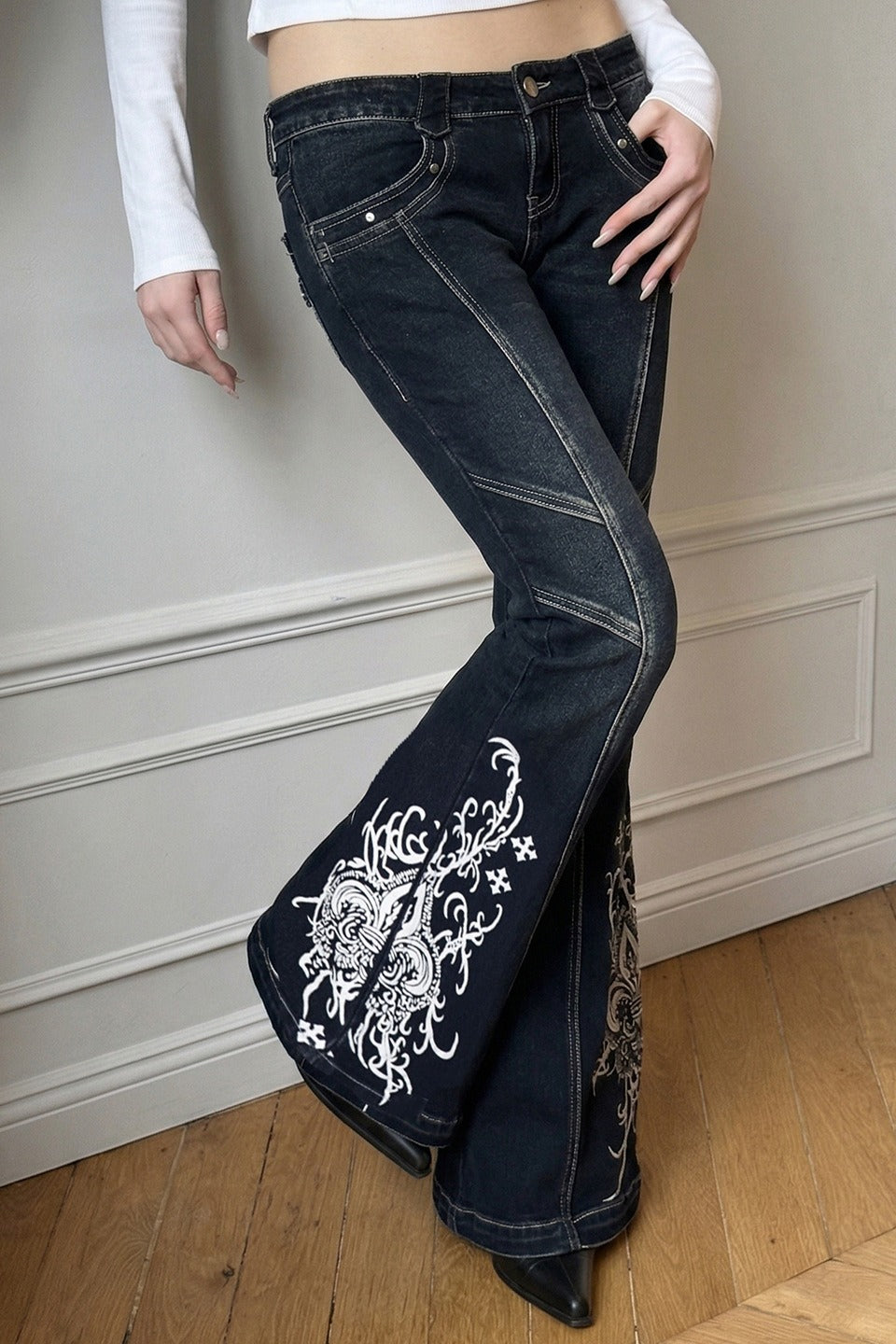 Y2K Graphic Print Slim Flare Leg Jeans Main image