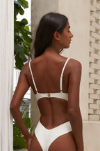 Solid Underwire Slim Fit One Piece Swimwear