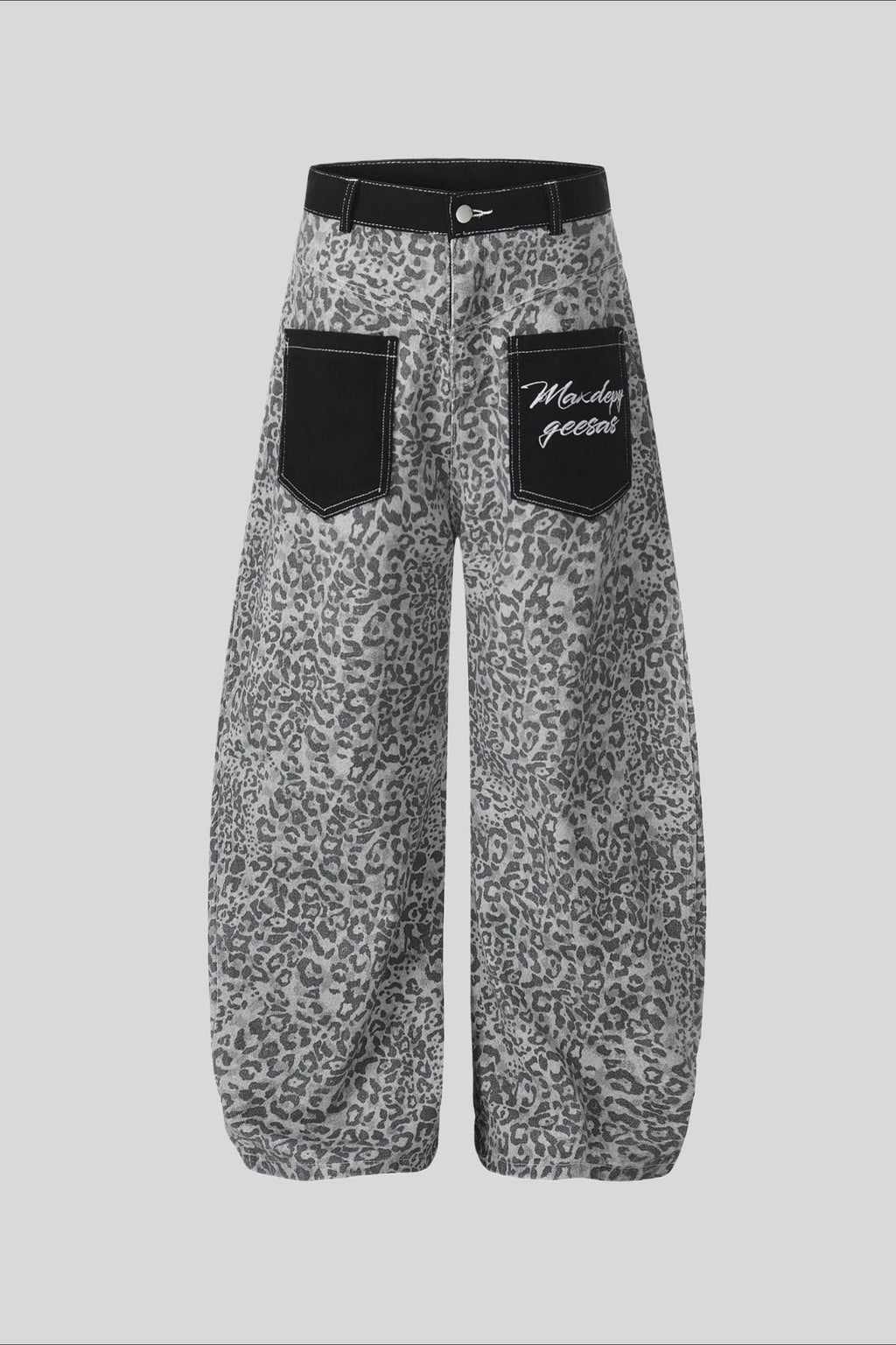 Leopard Contrast Pocket Barrel Leg Pants