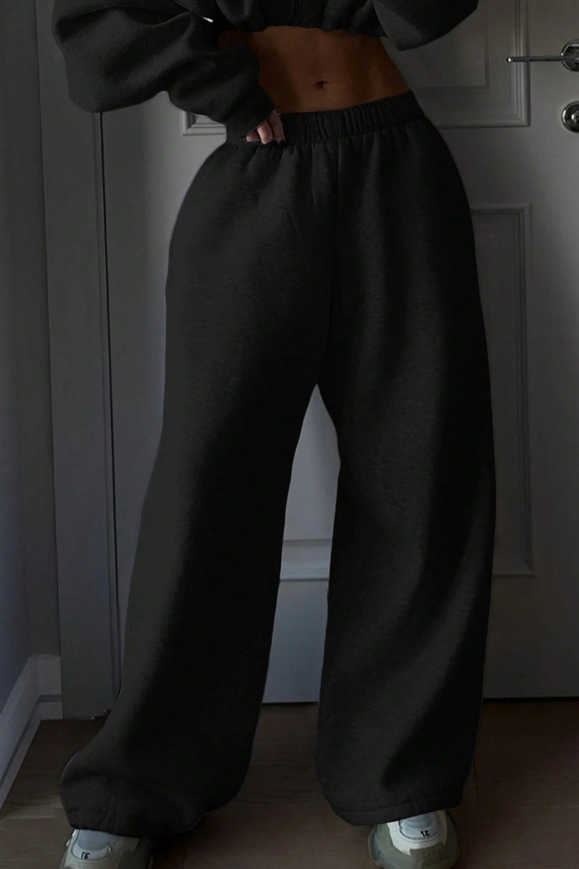 Minimal Cropped Zip Sweatshirt Two Piece Set