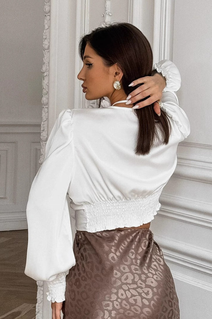 Cropped Long Sleeve Pullover Blouse Secondary image