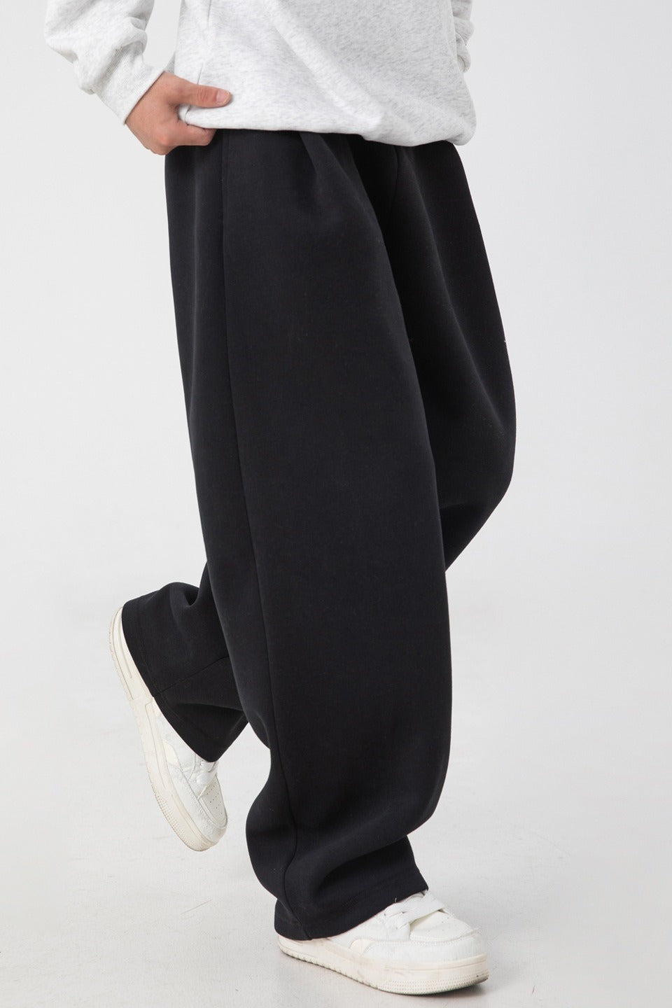 Heavyweight Pleated Baggy Straight Leg Sweatpants