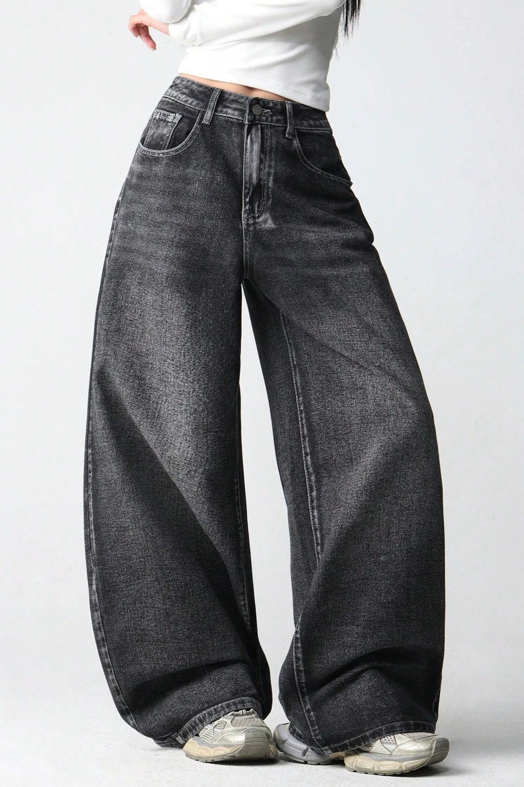 Wing Embroidered Baggy Wide Leg Jeans