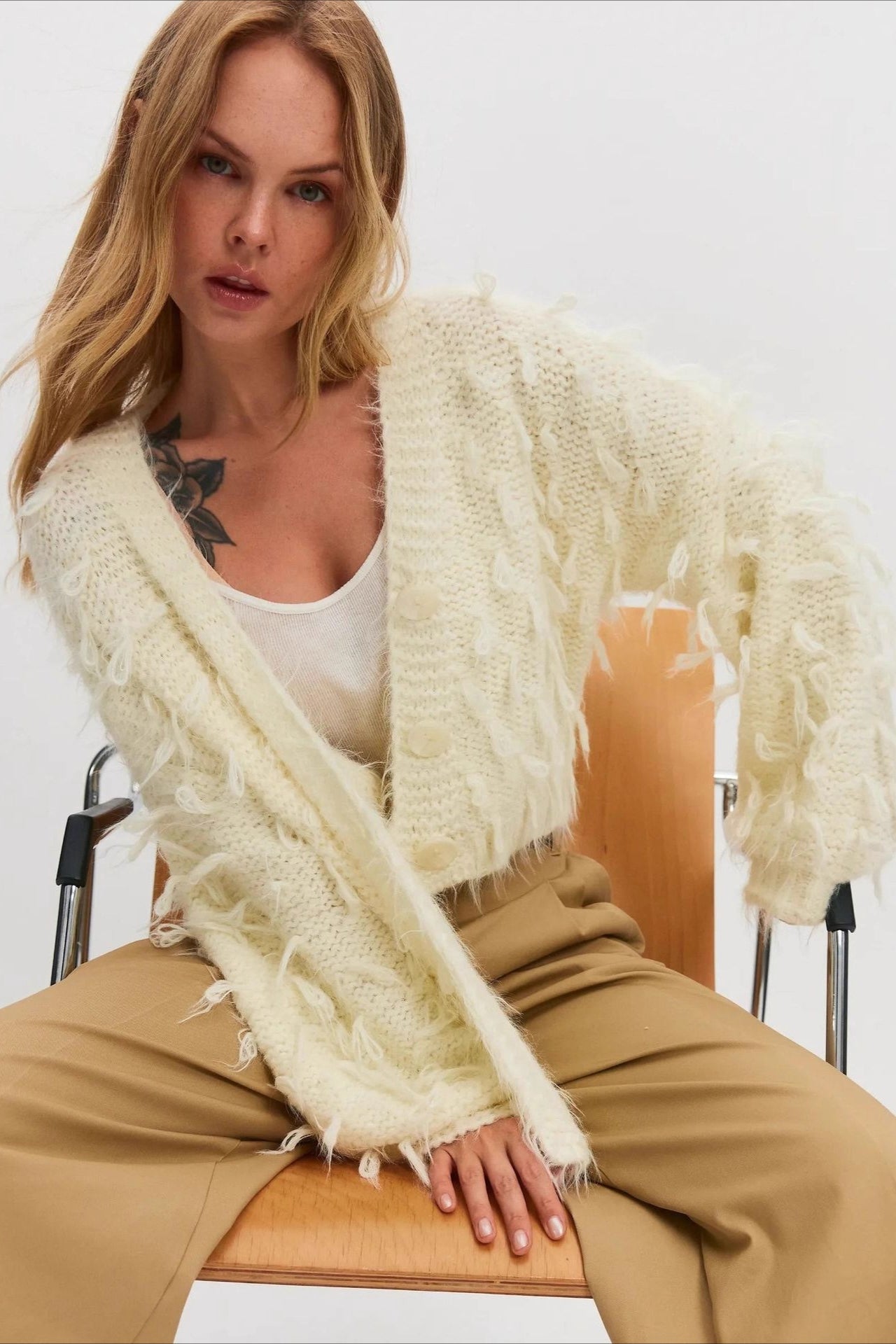 Slouchy V-Neck Tasseled Loose Solid Sweater Secondary image