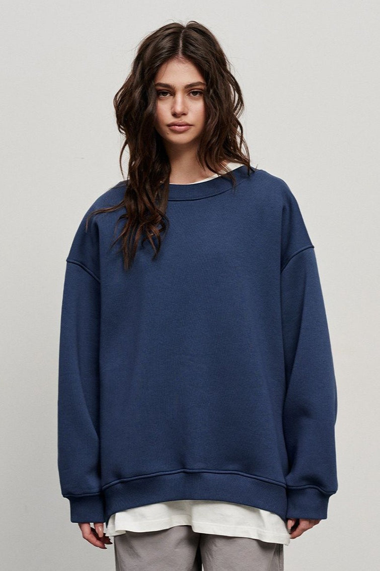 Solid Oversized Crew Neck Sweatshirt Secondary image