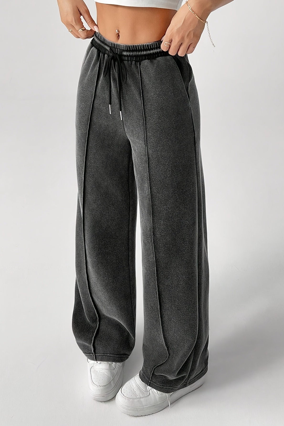 Drawstring Low Rise Washed Loose Straight Jeans Secondary image