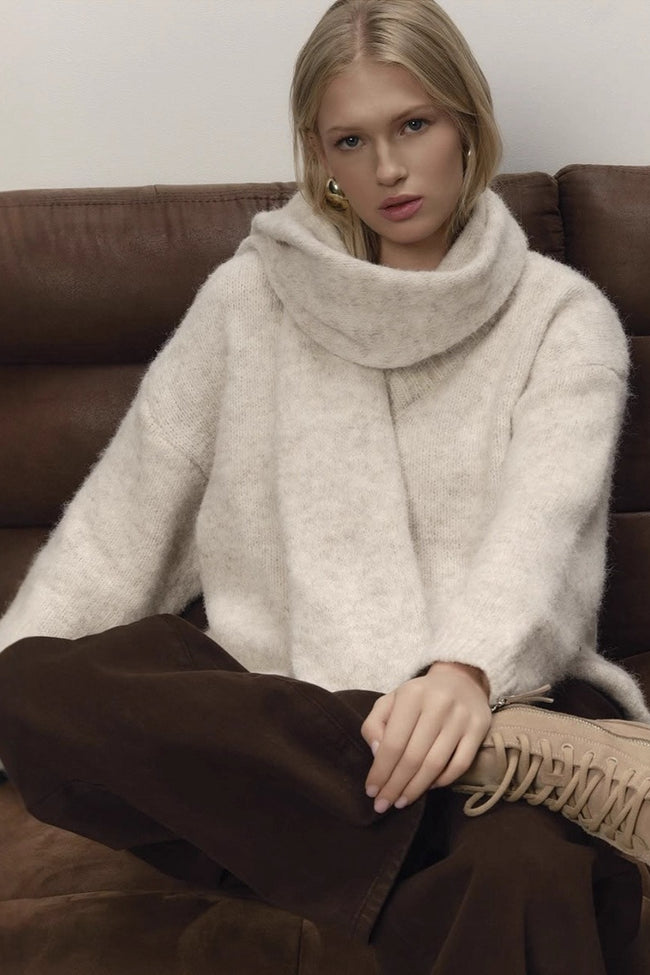 Soft Wool Loose V-Neck Solid Sweater Main image