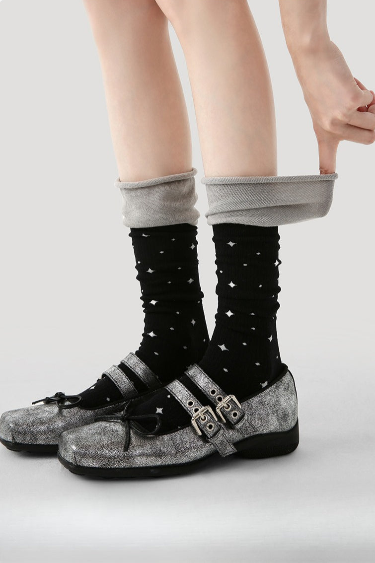 Two Tone Slouchy Letter Printed Socks