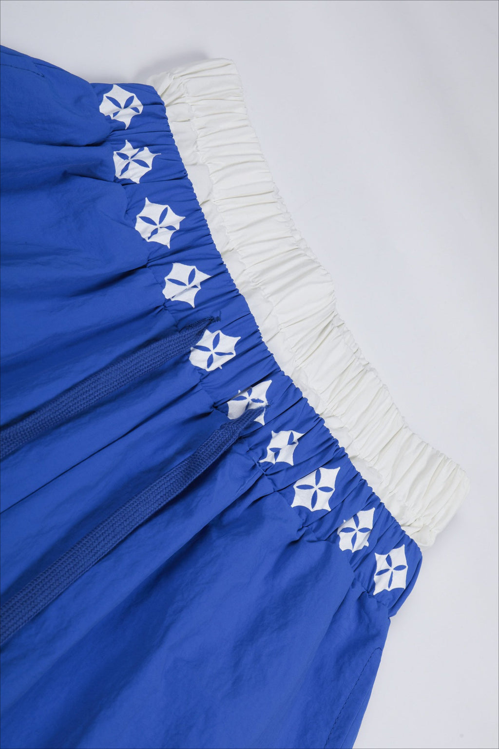 Star Graphic Contrast Waist Sweatpants