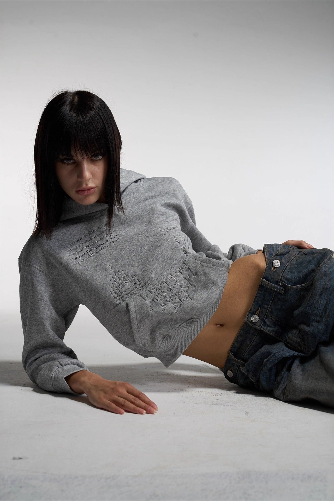 Embroidered Cropped Pullover Hoodie
