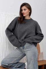 Round Neck Relaxed Knit Sweater