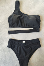 One Shoulder Side Hollow Out Two Piece Swim Set
