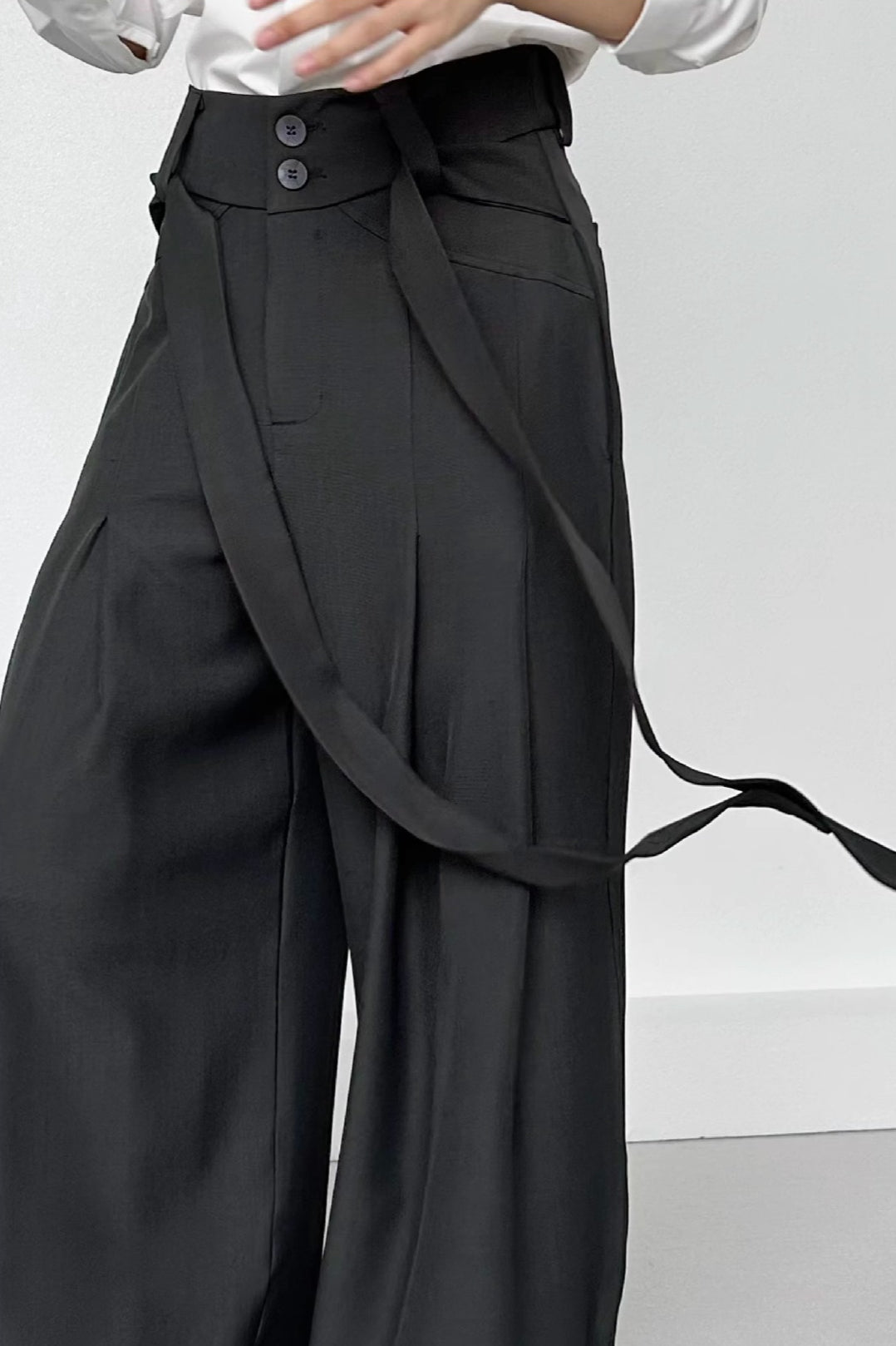 Ruched Ribbon Minimalist Chic Pants Secondary image