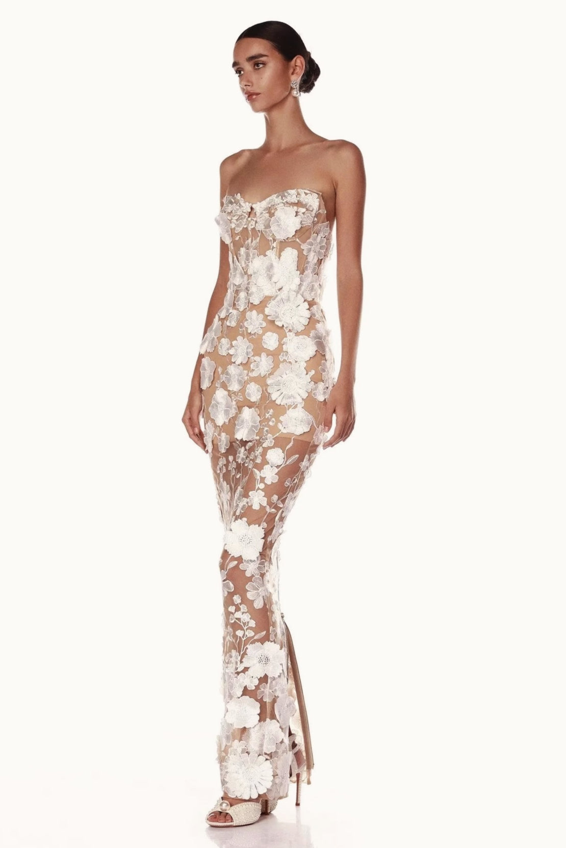 Elegant Strapless 3D Floral Embroidery Floral Dress Secondary image