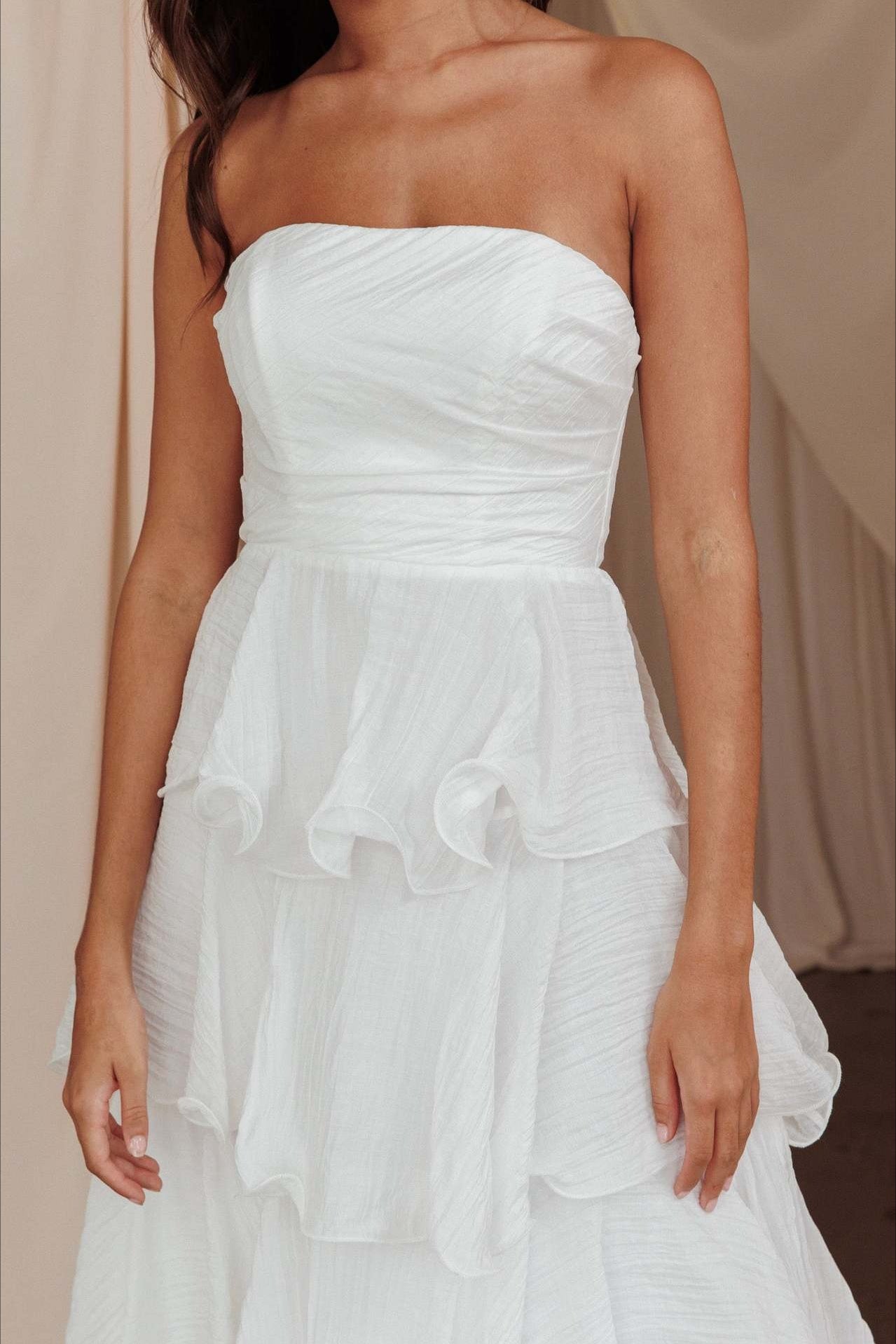 Sexy Slim Fit Strapless Backless Ruffled Prom Dress Secondary image