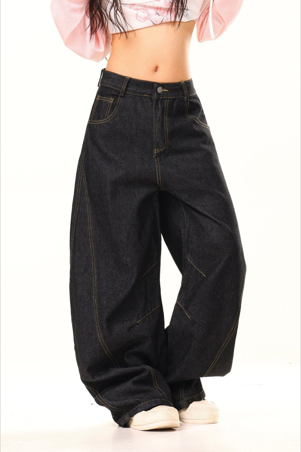 Embroidered Multi Pocket Baggy Barrel Jeans